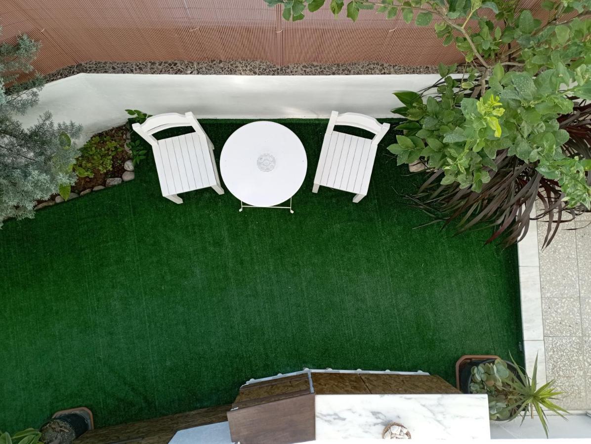Το Διαμερισμα Τησ Μαιρησ Or Mary'S Apartment Paradisi  Ngoại thất bức ảnh
